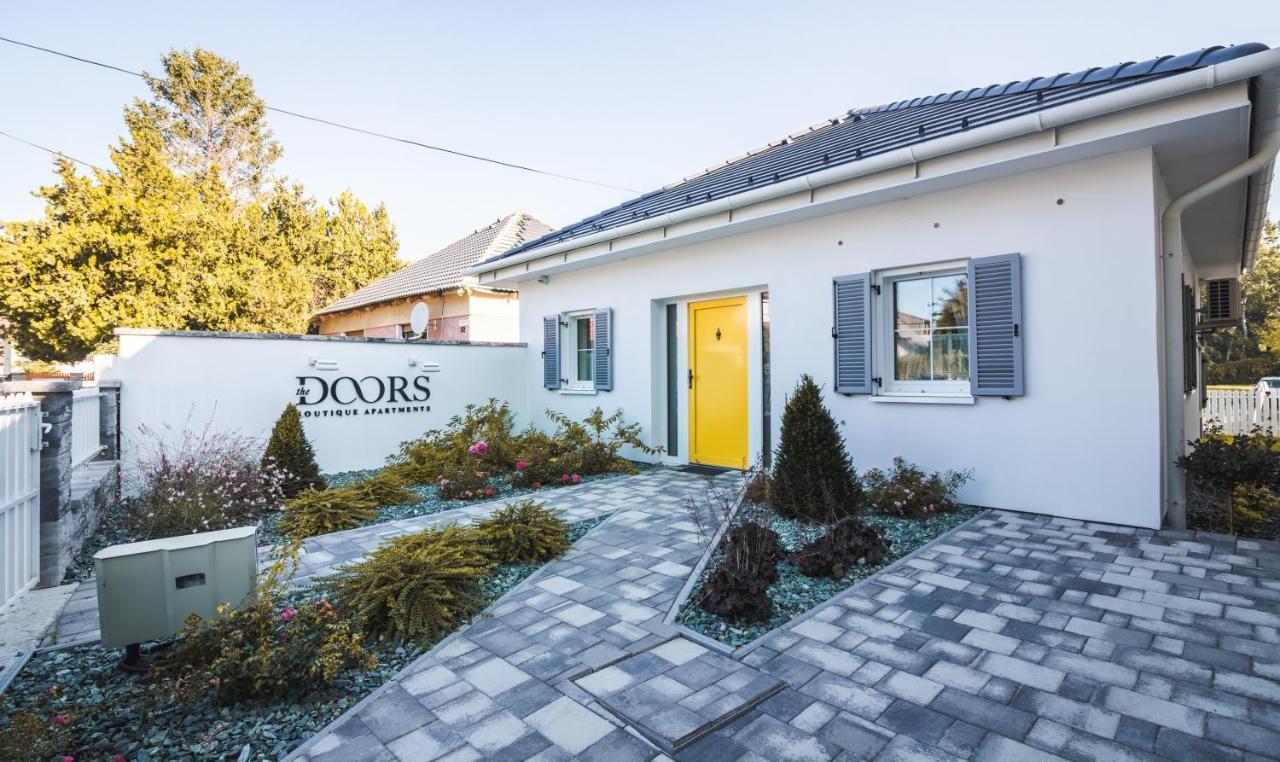 The Doors Boutique Apartments Mosonmagyarovar Luaran gambar