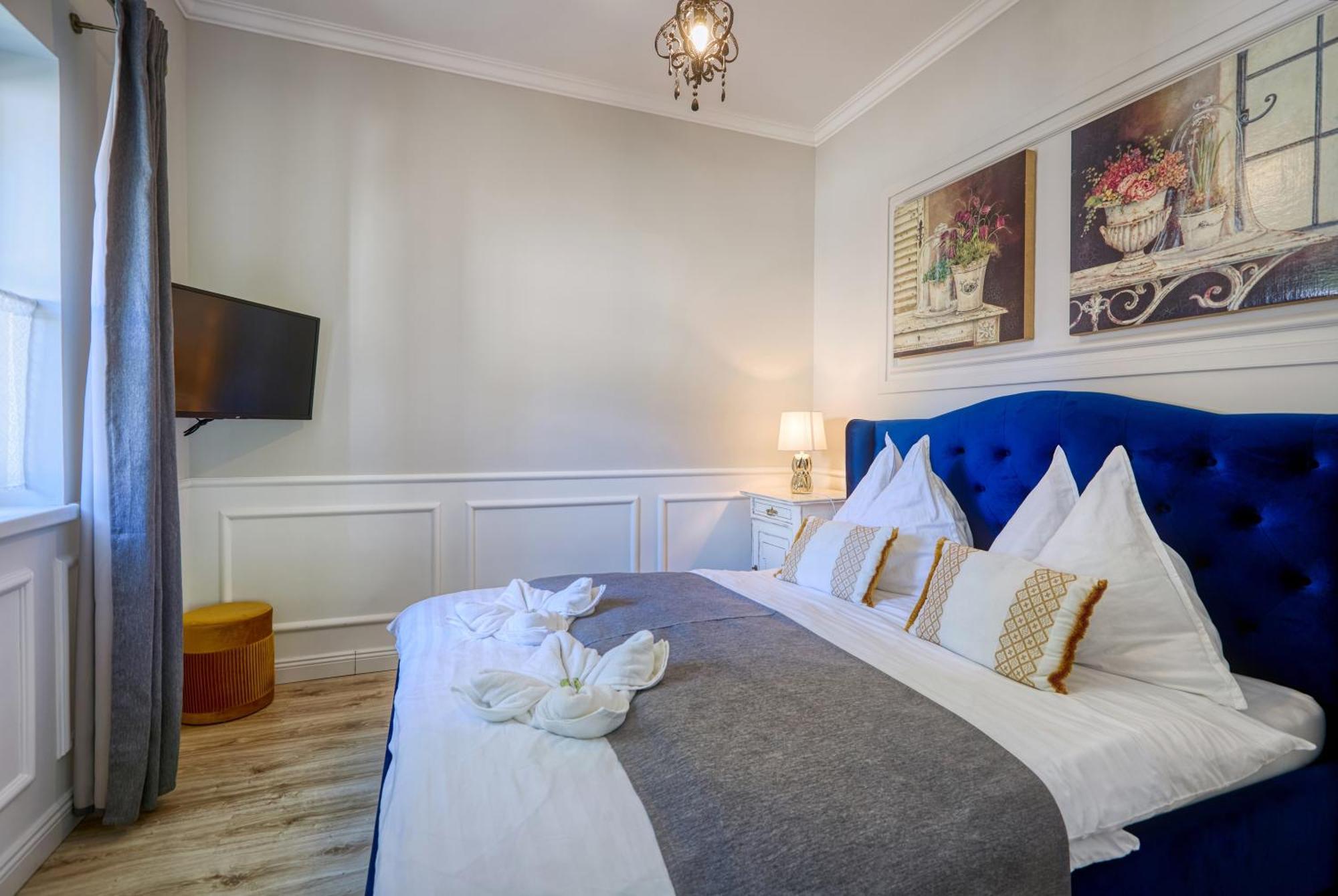 The Doors Boutique Apartments Mosonmagyarovar Luaran gambar